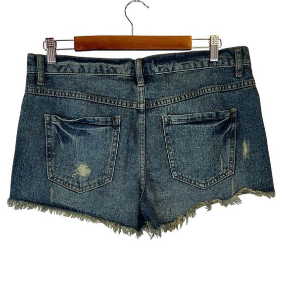 FREE PEOPLE for UO Cut-off Denim Shorts in Dark Blue Size 27 = 4 - Picture 4 of 10